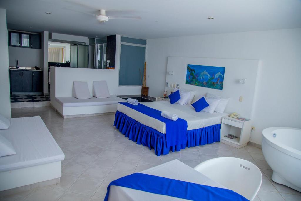 HOTEL BALLENA AZUL - Guía Multimedia